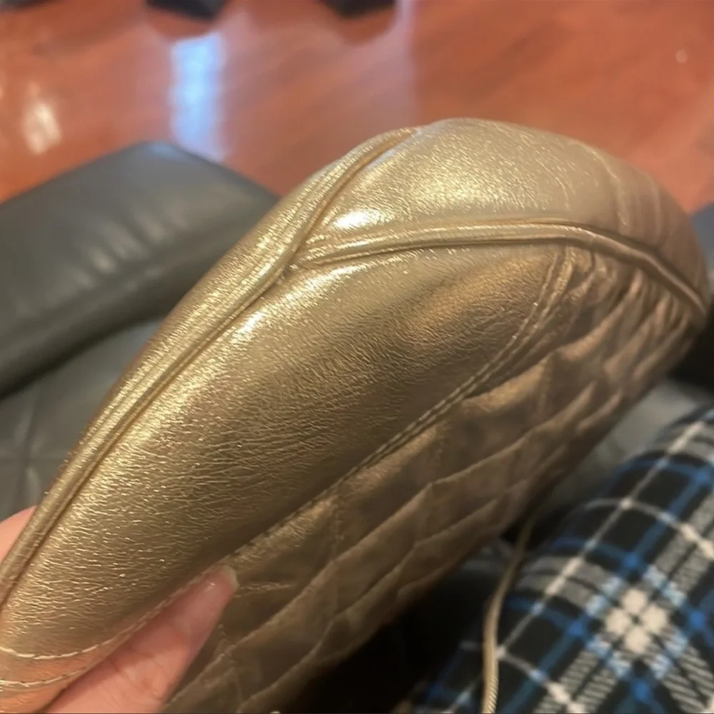 Burberry Brooke Gold Shoulder Bag - Picture 14 of 15